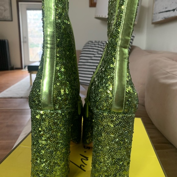 Circus NY by Sam Edelman New Still in Box never worn. Green Sequin Sparkly Boots - Picture 3 of 11